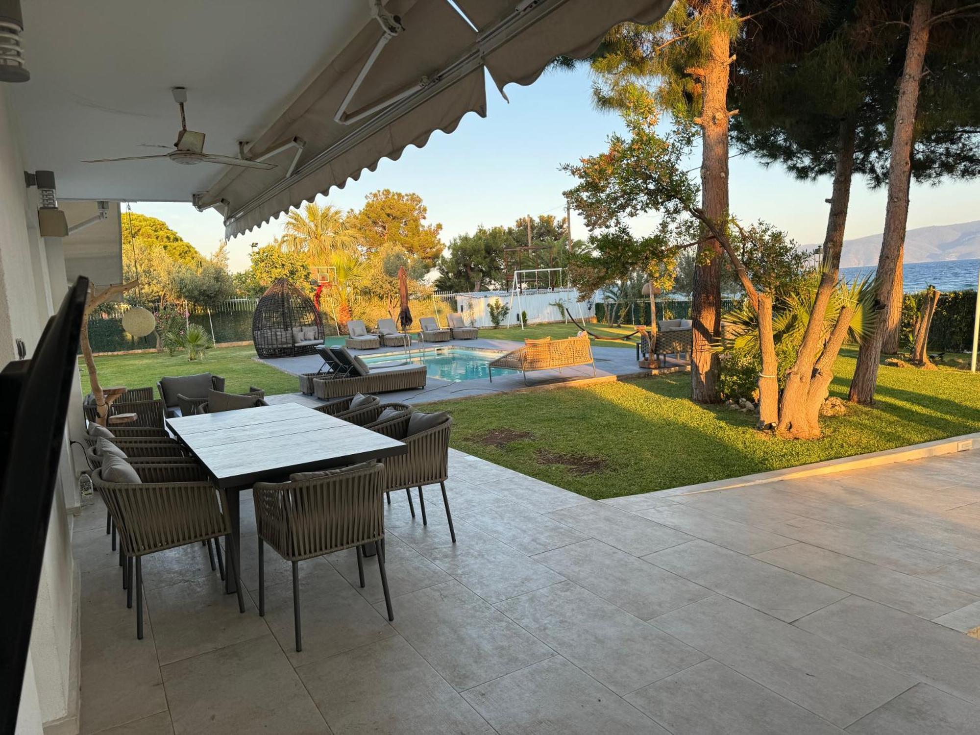 Zoza Luxury Villa Isthmia By The Sea With Private Pool Kalamáki Exterior foto