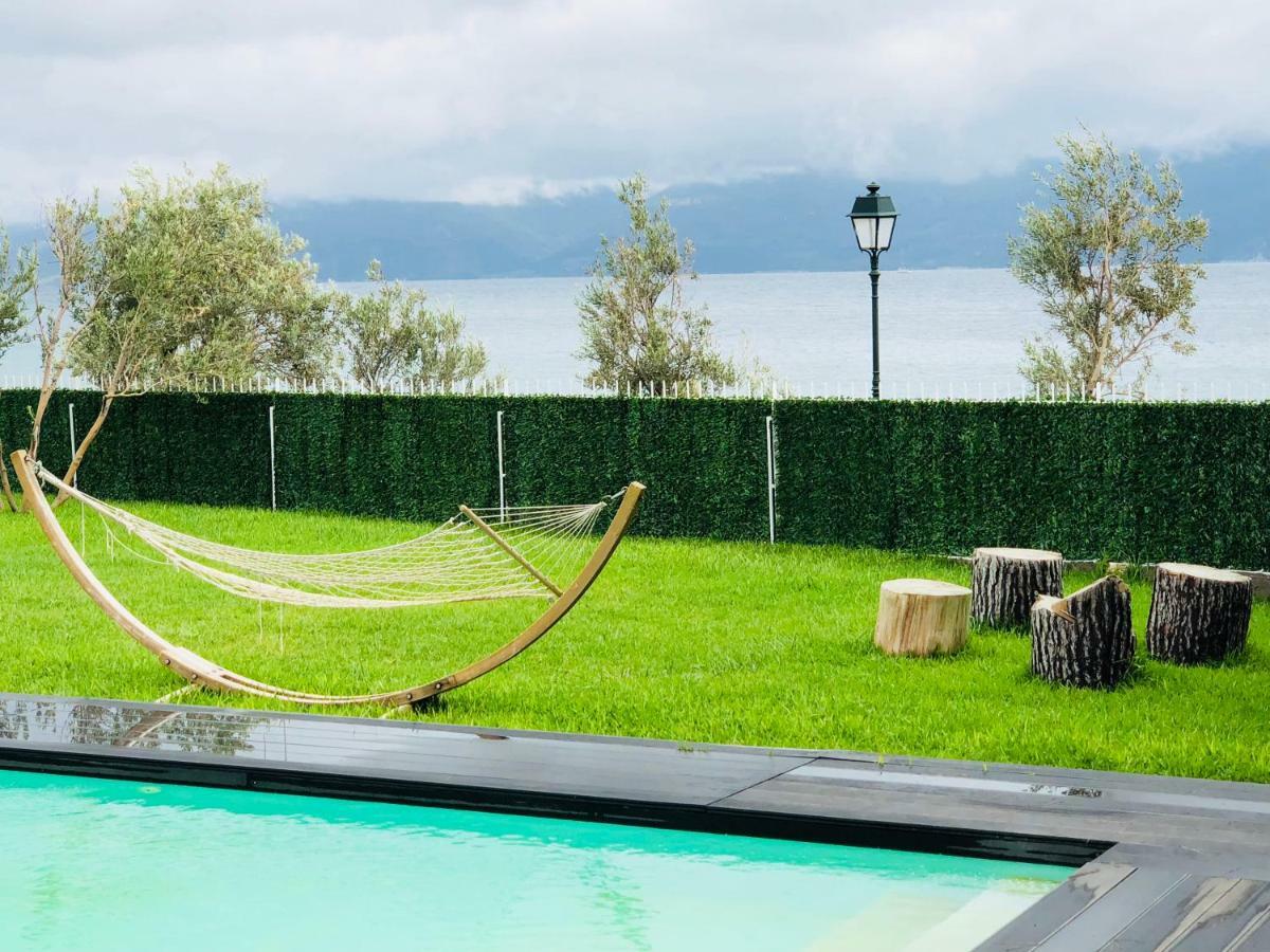 Zoza Luxury Villa Isthmia By The Sea With Private Pool Kalamáki Exterior foto